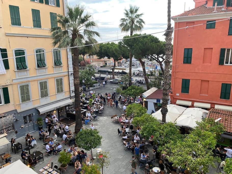 Appartamento Incantevole In Piazza Bresca, San Remo Buitenkant foto
