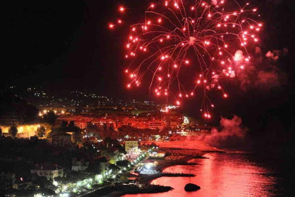 Appartamento Incantevole In Piazza Bresca, San Remo Buitenkant foto
